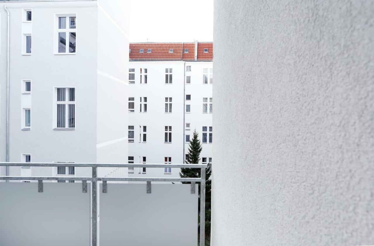 Sc 02 By Rockchair L Superhost Status L 4 Bedrooms Boxspringbeds 2 Bathrooms Balcony Elevator - Cozy Family & Business Flair Welcomes You! * Berlino